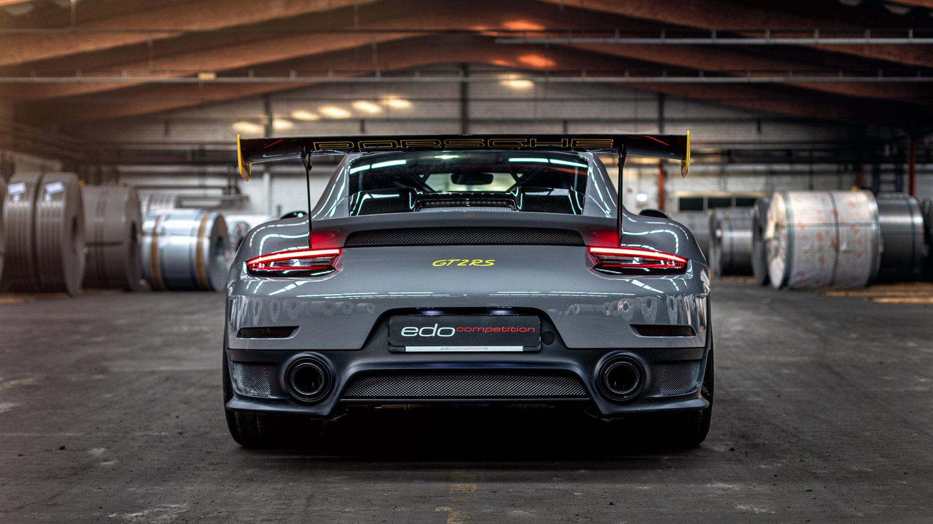 爱游戏在线-中卫站位层级是否影响门将组织线路选择,中卫组合